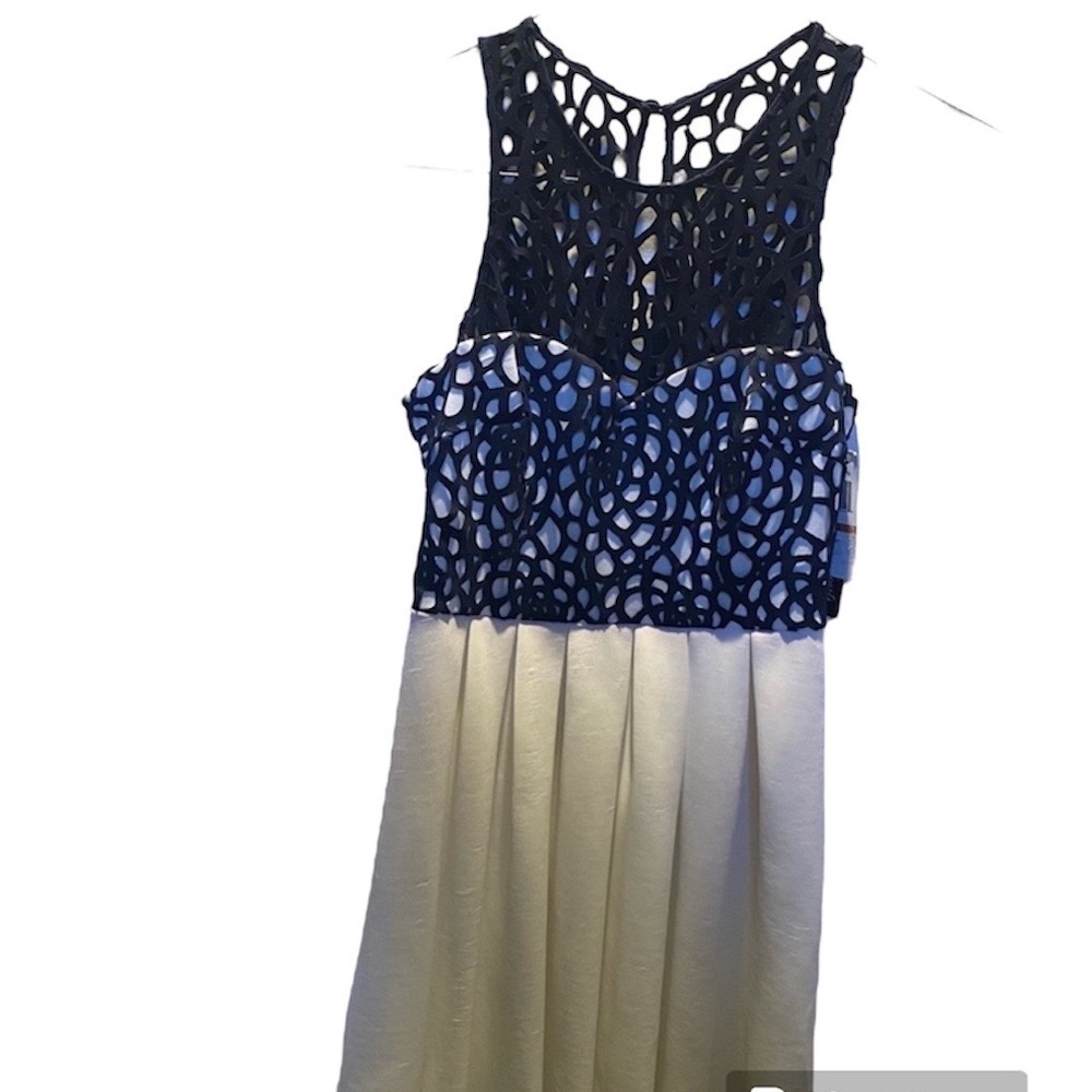 Sequin Hearts Cut Out Prom Formal Laser Cut Lace Top Fit & Flare Milkmaid Sz 3